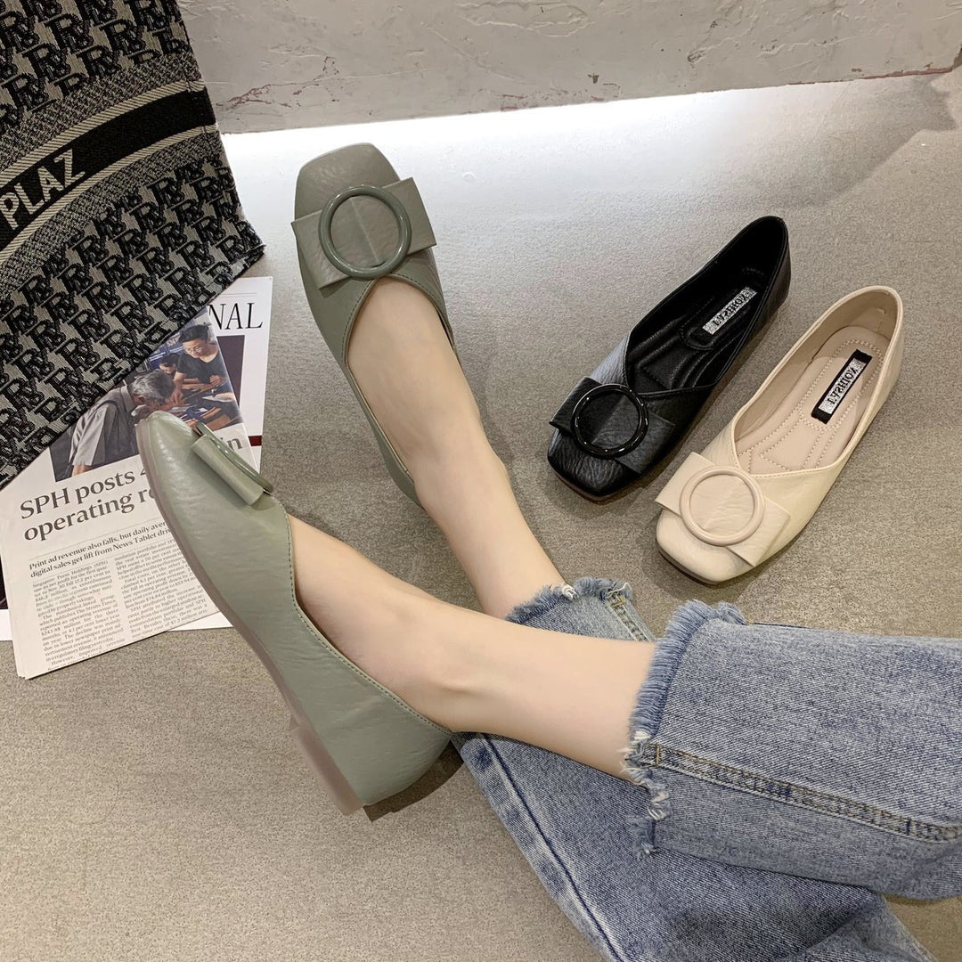 Damen Elegante Slipper-Ballerinas mit quadratischer Zehenpartie und dekorativer Rundschließe Shop Nory