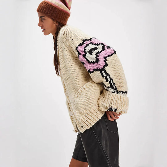 Damen Oversized Grobstrick-Cardigan mit Schalkragen, Blumenintarsien & Knopfleiste Shop Nory