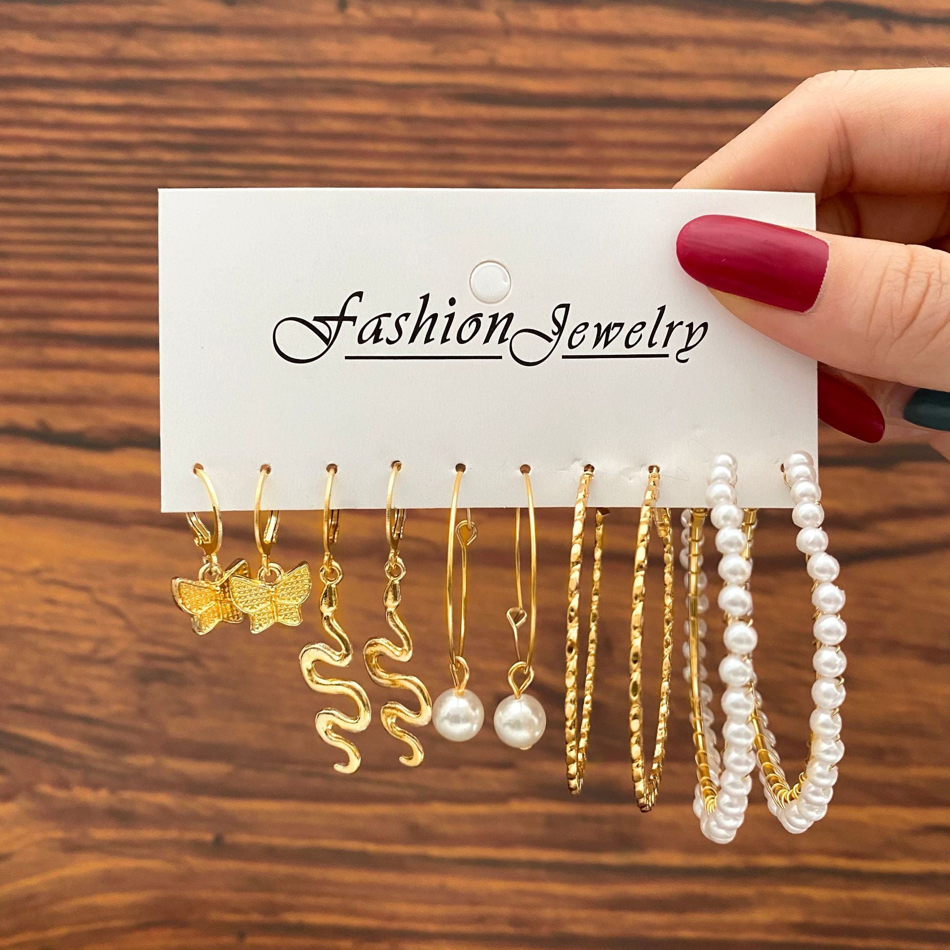 Damen Ohrstecker-Set mit eleganten Perlen- und geometrischen Designs Shop Nory