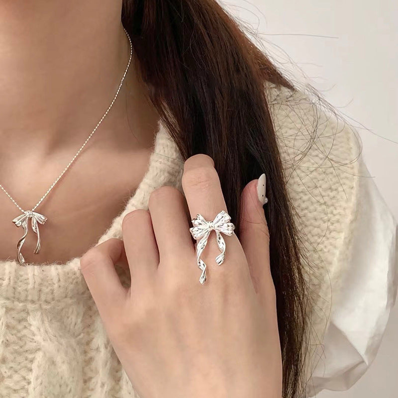 Damen Ring mit verspieltem Schleifen-Design und hochwertiger Verarbeitung Shop Nory