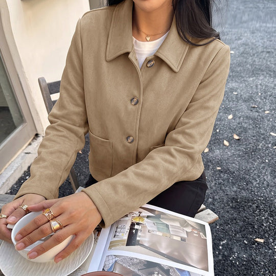Damen Kurzjacke aus Wildleder‑Optik mit Hemdkragen und aufgesetzten Taschen Shop Nory