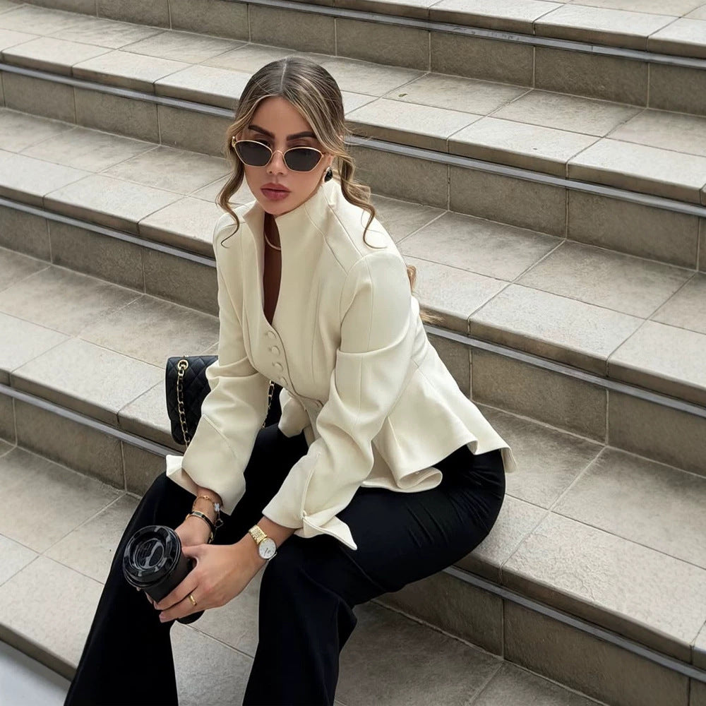 Damen Taillierter Blazer mit Schößchen, Stehkragen & Zierknopf-Leiste Shop Nory