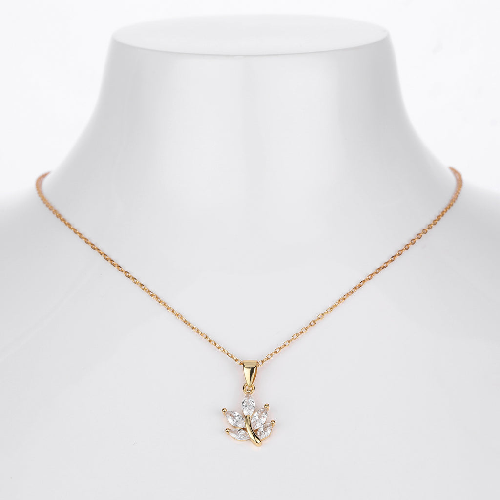Damen Ohrstecker mit luxuriösem Blätterdesign aus 925 Sterling Silber und funkelnden Zirkonen Shop Nory