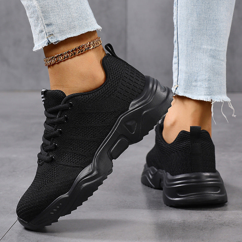 Damen Urbaner Strick-Sneaker mit elastischem Schaft, robuster Profilsohle und gepolstertem Komfortfußbett Shop Nory
