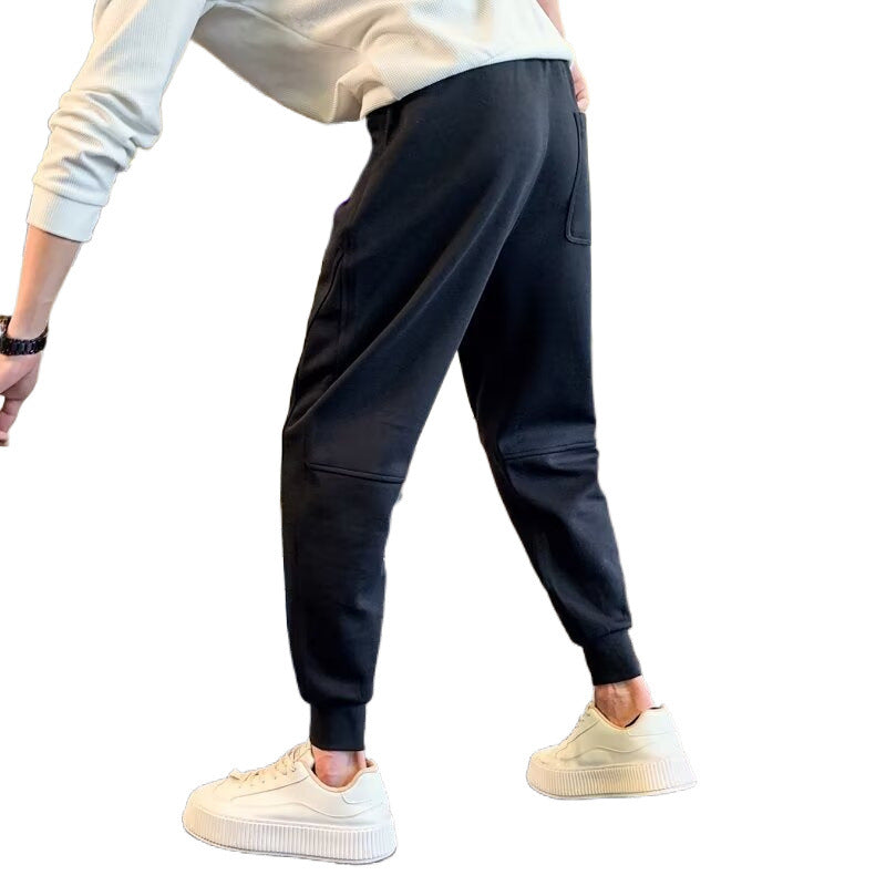 Herren Slim-Tapered Jogginghose aus Baumwollmix mit Bündchen, Tunnelzug und dezenter Logo-Applikation Shop Nory