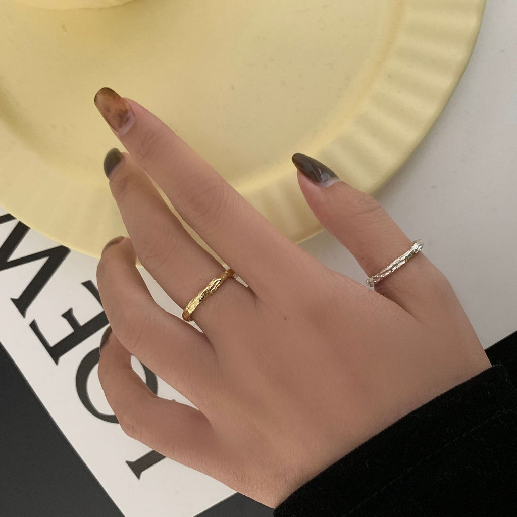 Damenring mit modernem, strukturiertem Design Shop Nory
