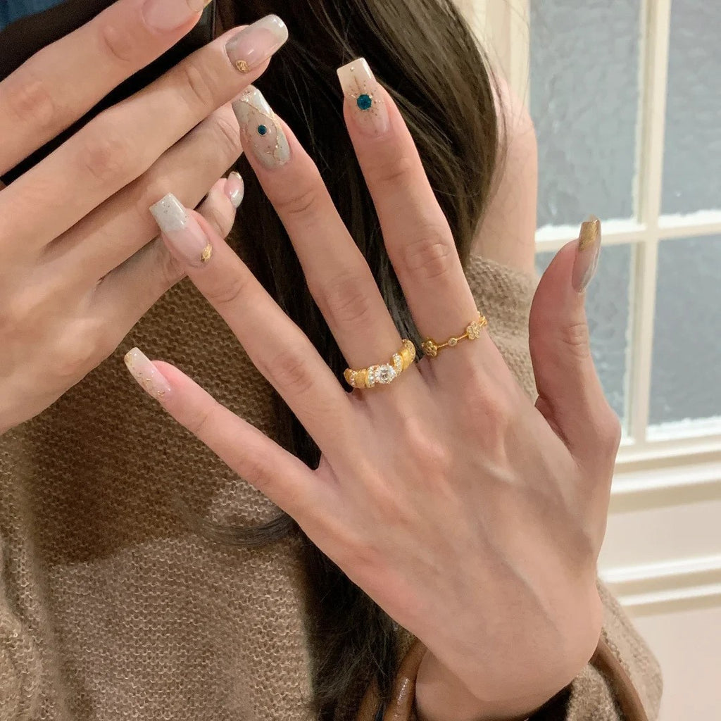 Damen eleganter und funkelnder Ring mit Zirkonia Shop Nory