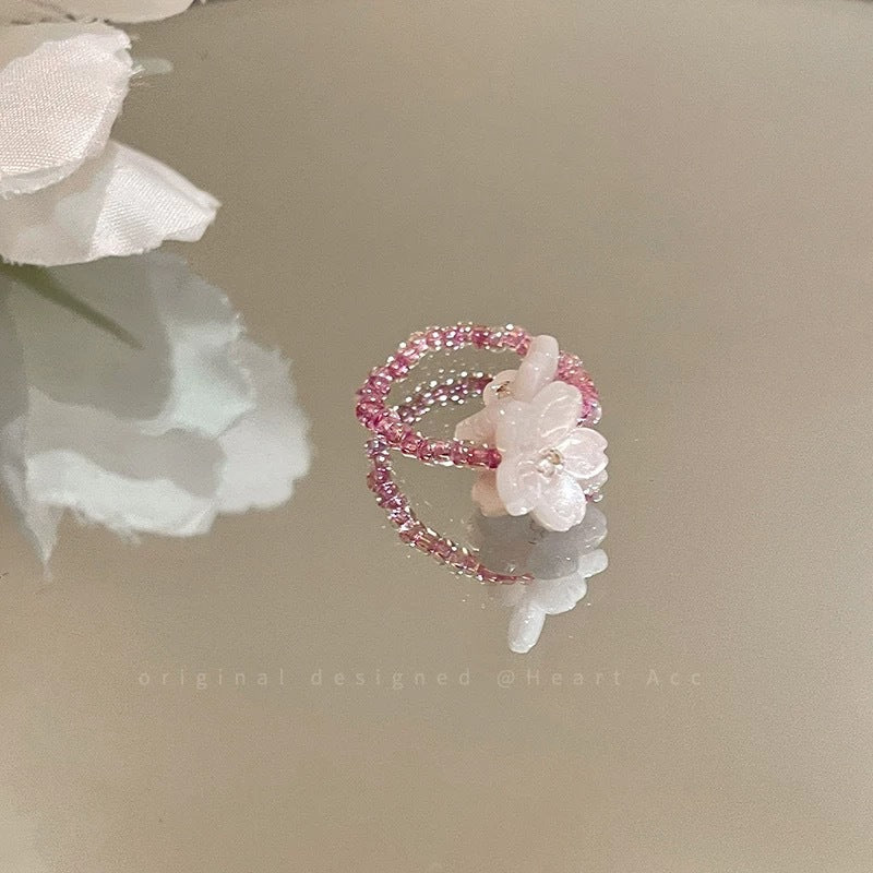 Damen Ring mit floralen Details aus natürlichem Rosenquarz Shop Nory