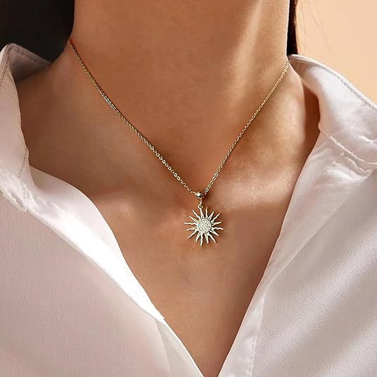 Damen Halskette mit strahlendem Sonnen-Anhänger aus hochwertigem Material Shop Nory