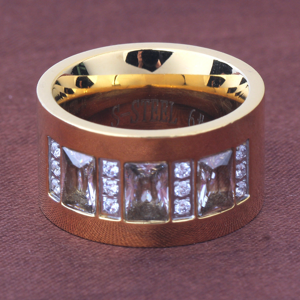 Herren Ring mit elegantem Zirkonia-Besatz und modernem Design Shop Nory