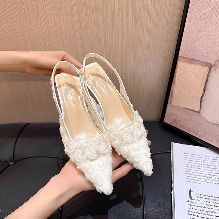 Damen Elegante Slingpumps mit floralem Design und schimmernder Oberfläche Shopnory