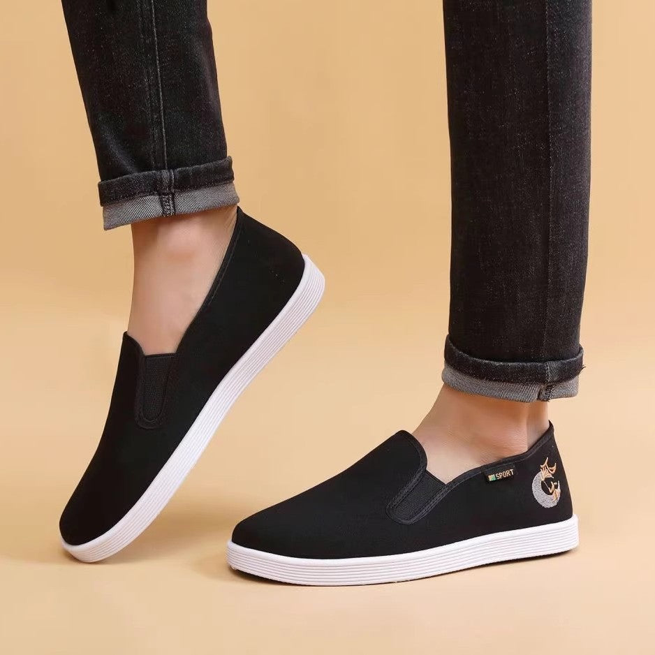 Herren Baumwoll-Slip-On mit gesticktem Motiv und rutschfester Gummisohle Shop Nory