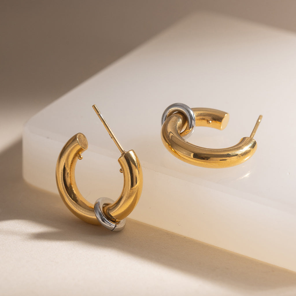 Damen Creolen Ohrstecker aus hypoallergenem Edelstahl mit elegantem Design Shop Nory