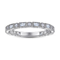 Damen Verlobungsring Set mit extravagantem quadratischem Hauptstein und funkelndem Zirkonia-Besatz Shop Nory