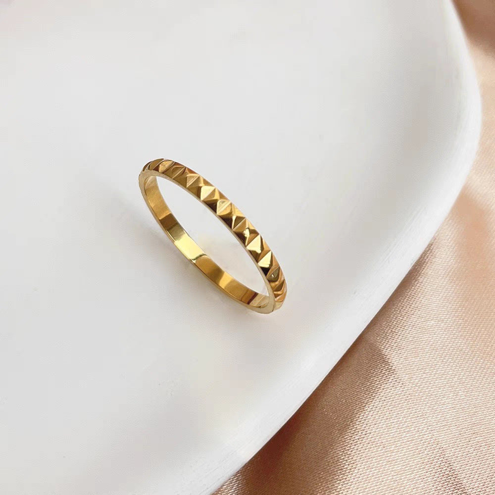 Damen Texturiertes Pyramidendesign Stapelring Shop Nory