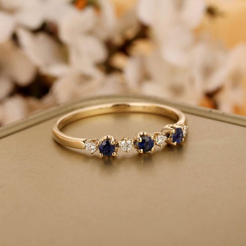 Damenring mit luxuriösem Saphir- und Zirkonia-Design Shop Nory