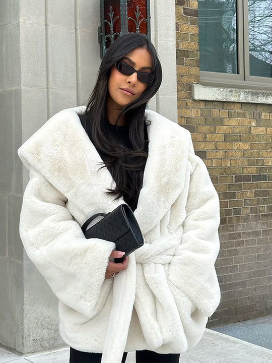 Damen Oversize Teddy-Mantel mit extragroßem Schalkragen und Wickelgürtel Shop Nory