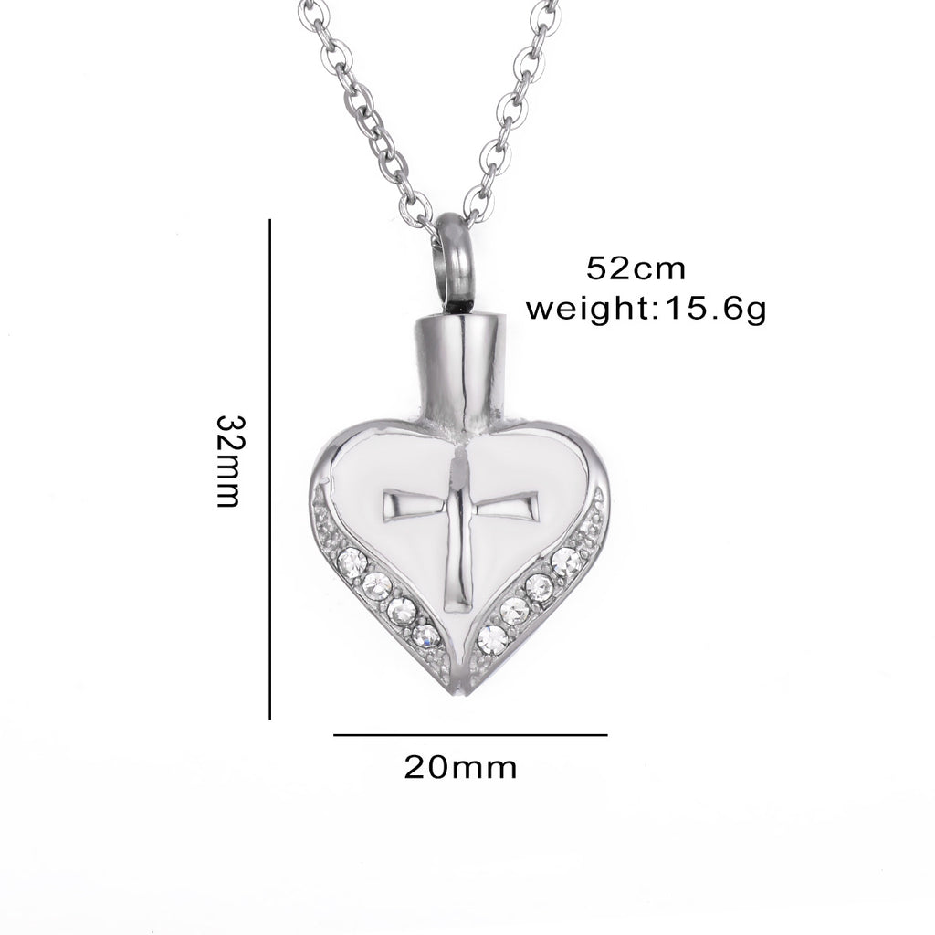 Damen Herzanhänger mit filigranem Design und persönlicher Gravur Shop Nory