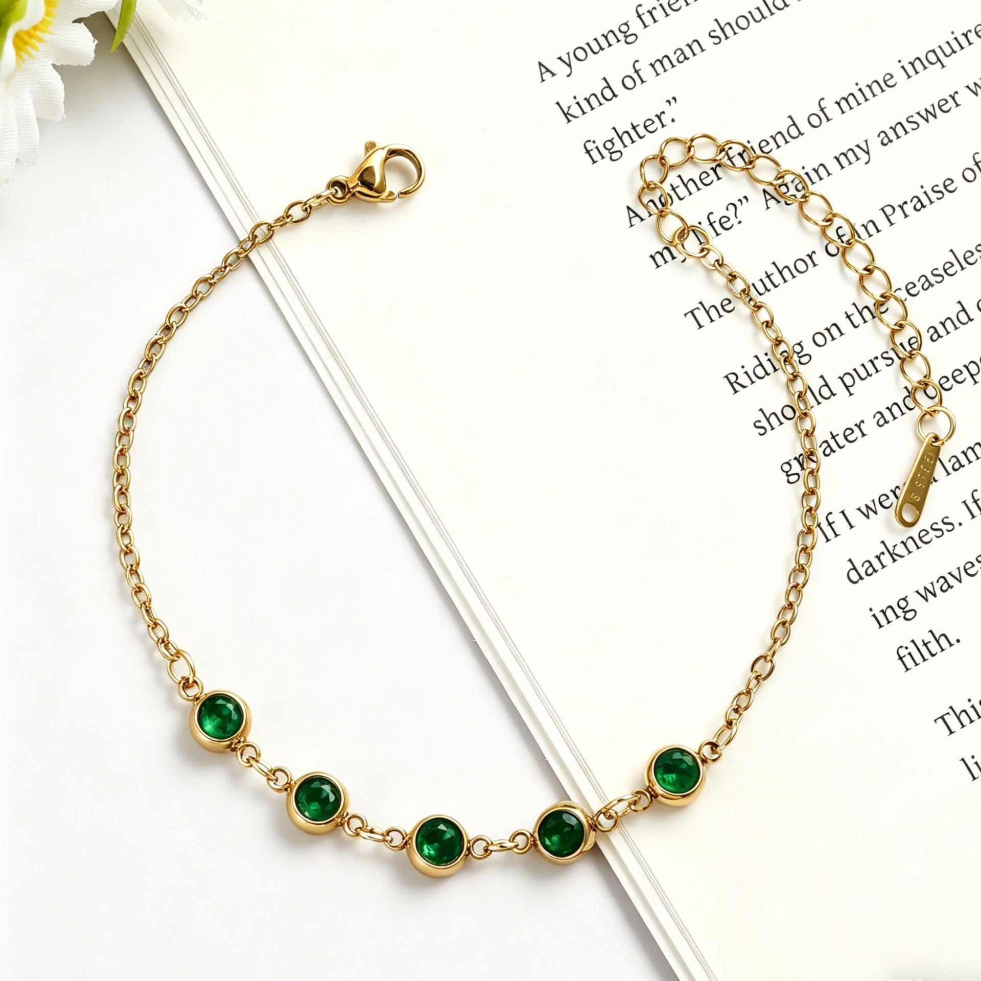 Damen Elegante Goldkette mit lila Kristallen Shop Nory