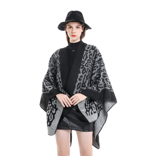 Damen Grobgewebter Jacquard‑Umhang mit Leo‑Print und offener Kimono‑Silhouette Shop Nory