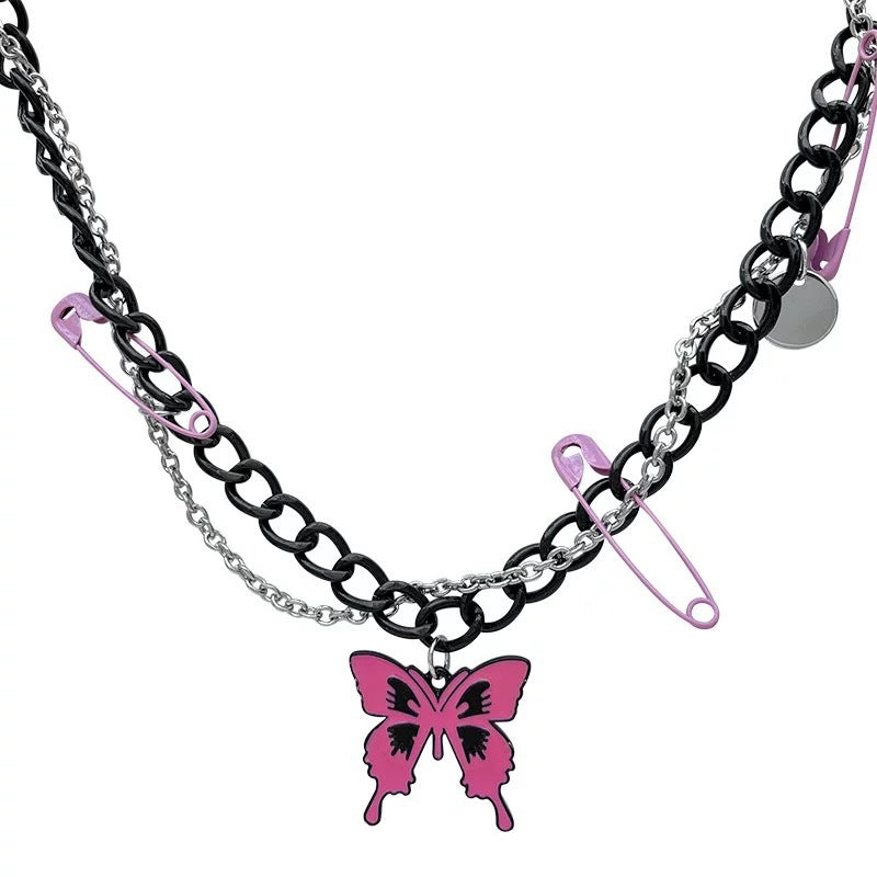 Damen Kette mit buntem Schmetterlingsanhänger und modischem Layering Shop Nory