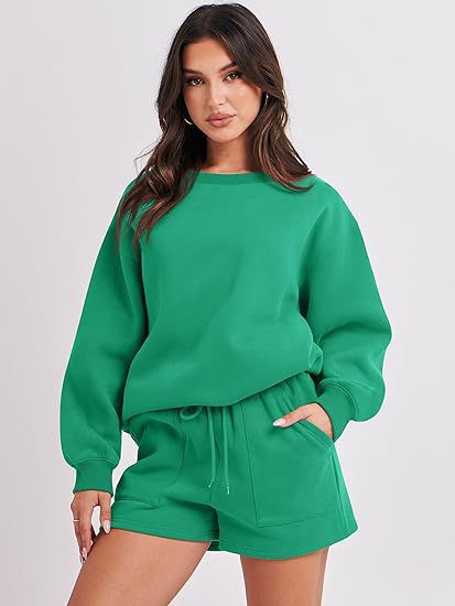 Damen Lässiges Sweatset mit Oversize‑Sweatshirt und hochgeschnittenen Shorts Shop Nory