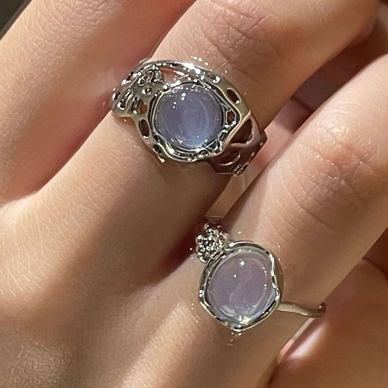 Damenring mit filigranem Schmetterlingsdesign und funkelnden Akzenten Shop Nory