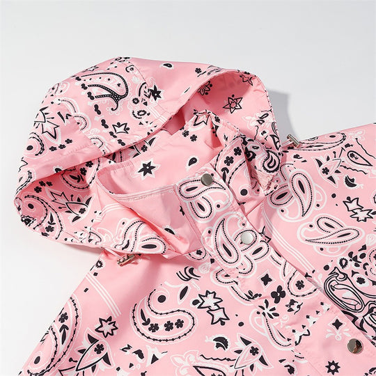 Damen bedruckte leichte Kapuzen‑Windjacke im Bandana‑/Paisley‑Muster Shop Nory