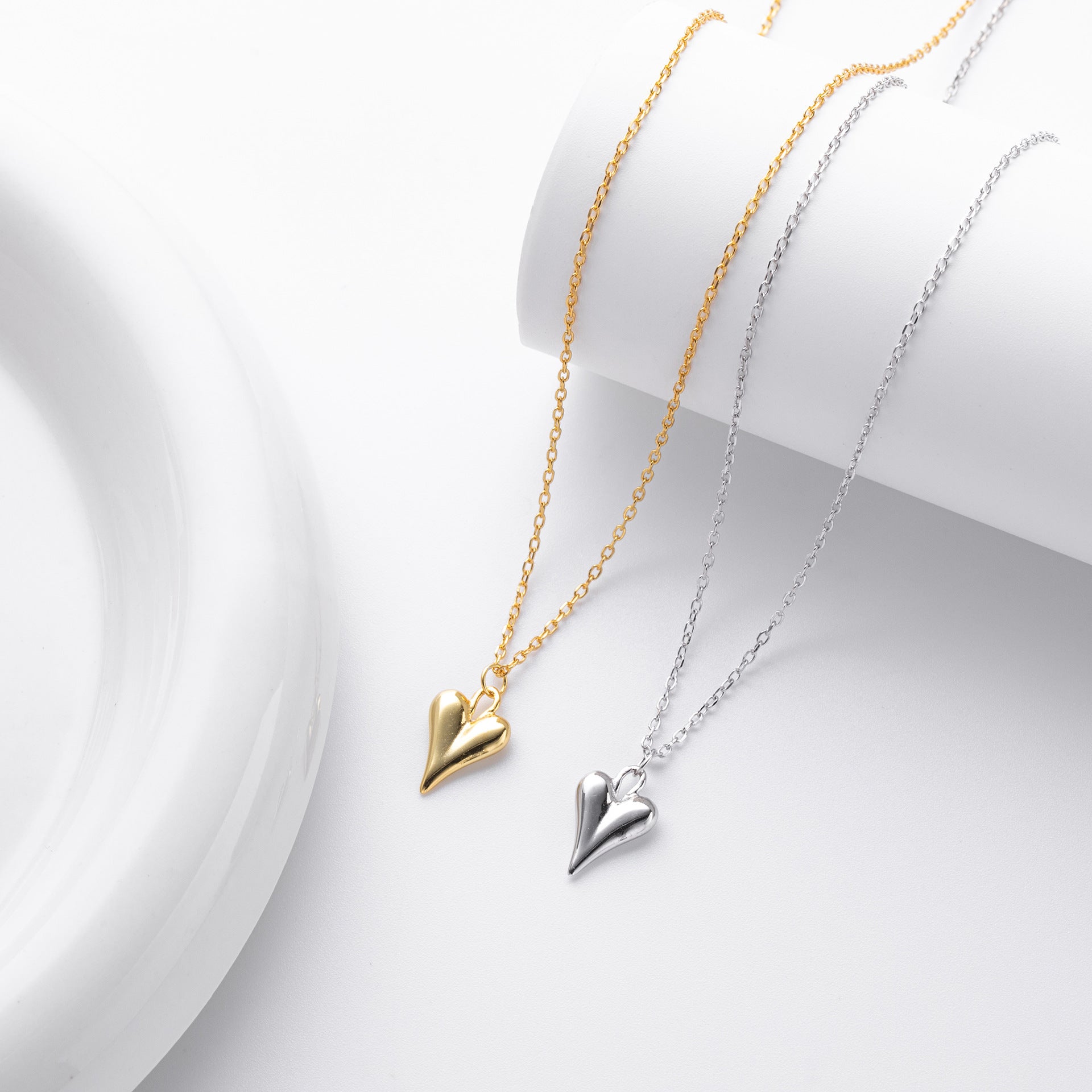 Damen Halskette mit herzförmigem Anhänger aus hochwertigem 925 Sterlingsilber Shop Nory