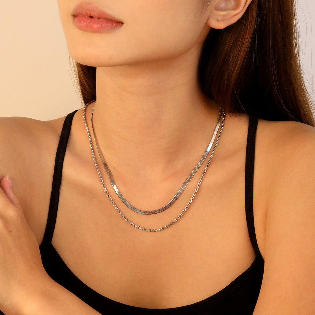Damen modische Halskette mit luxuriösen ovalen Gliedern und verstellbarem Verschluss Shop Nory