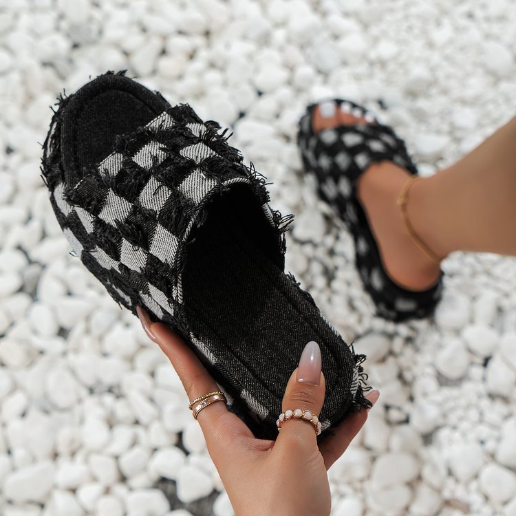 Damen trendige Clogs im modernen Karomuster