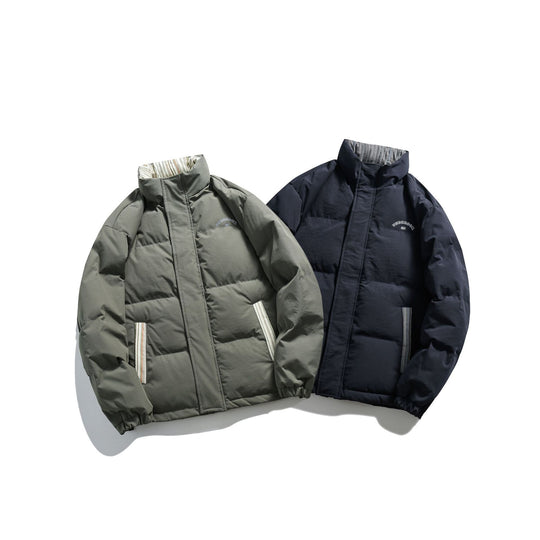 Unisex Kurz geschnittene wattierte Pufferjacke mit hohem Stehkragen und gestreiften Taschenblenden Shop Nory
