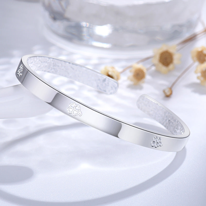 Damen Offener Armreif aus hochwertigem Edelstahl mit strukturiertem Design Shop Nory