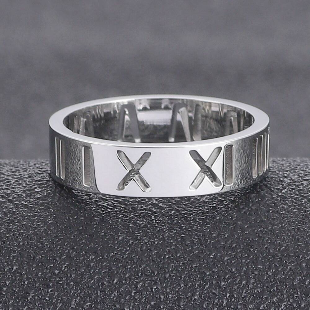 Damen Ring mit funkelndem Zirkonia-Besatz und elegantem Goldfinish Shop Nory