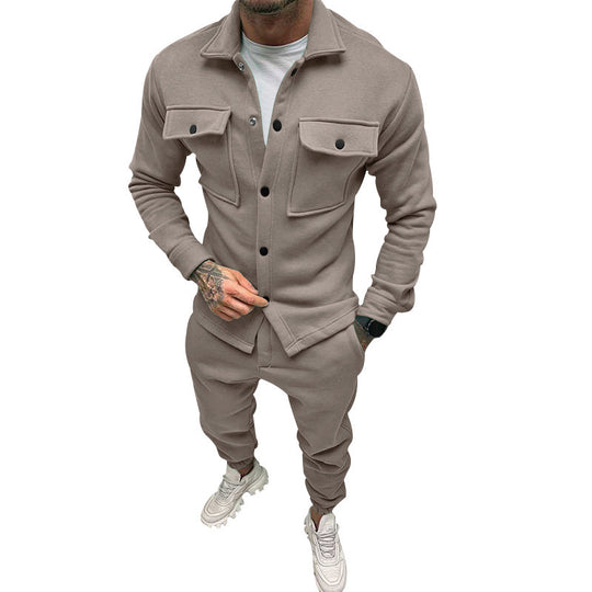 Herren nan Utility-Loungeset mit Hemdjacke, aufgesetzten Klappentaschen und schmal zulaufender Jogginghose Shop Nory