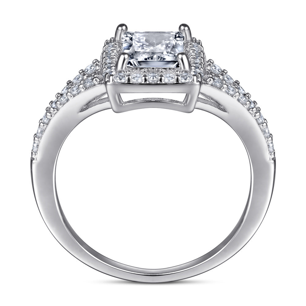 Damen Verlobungsring mit kunstvollem Twist-Design und aufwendigem Zirkonia-Besatz Shop Nory