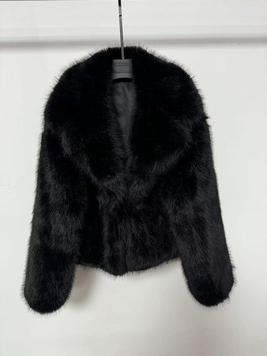Damen Kurzblouson aus veganem Hochflor‑Kunstpelz mit extraweichem Volumen und offener Front Shop Nory