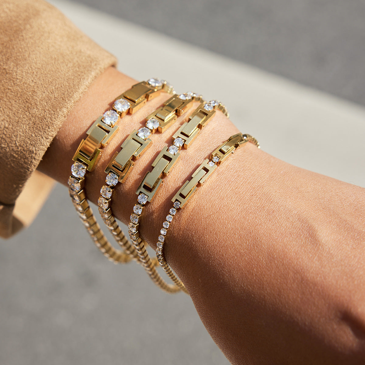 Damen Halskette mit hochwertigem Kristallbesatz aus hypoallergenem Edelstahl Shop Nory