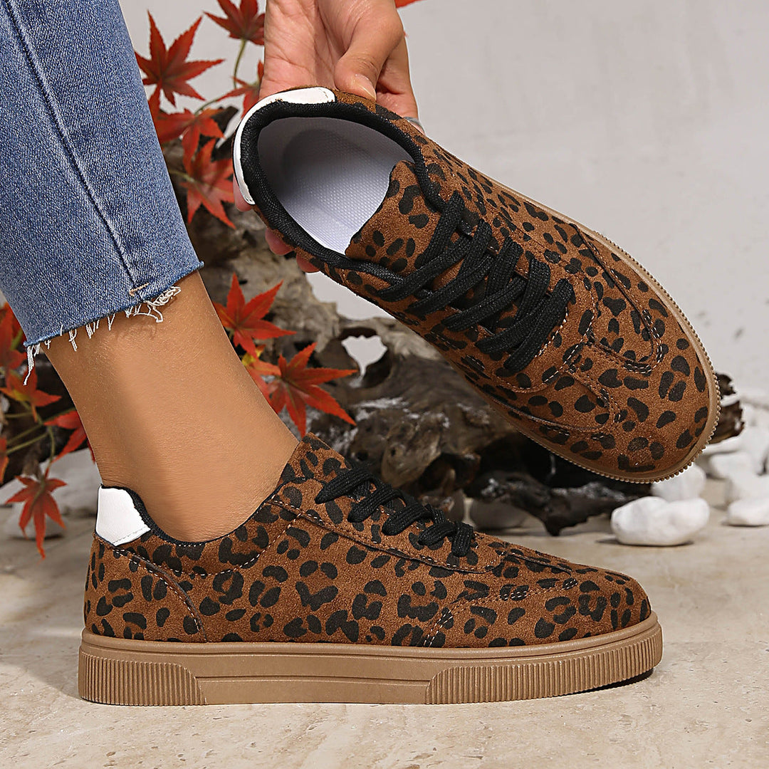 Damen Sneakers im attraktiven Leopardenmuster mit atmungsaktiver Oberflächenstruktur