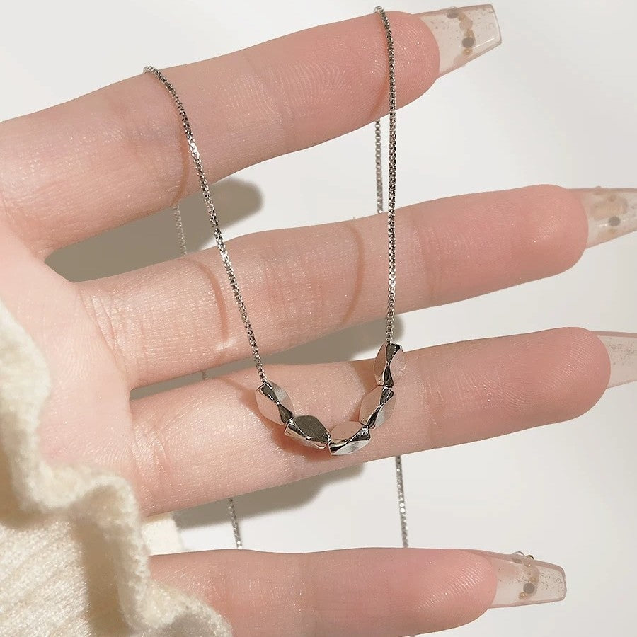 Damen minimalistisches Kette mit funkelndem Anhänger Shop Nory