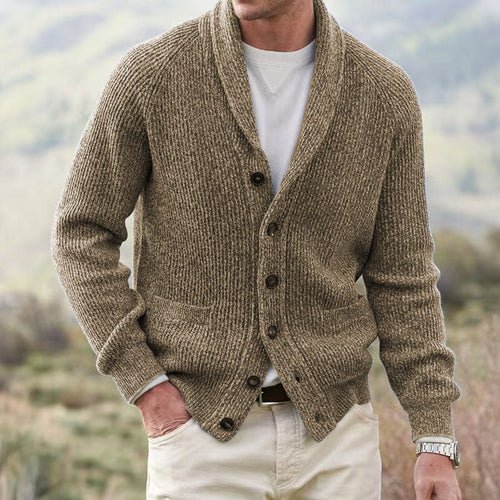 Herren Strickjacke mit trendigem Grobstrickmuster und praktischen Taschen