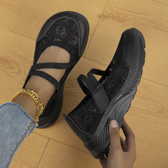 Damen Ballerina‑Sneaker mit floraler Spitzenoberfläche und dämpfender Plateau‑Sohle Shop Nory