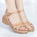 Damen Wedge-Sandaletten mit elegantem Riemendesign und komfortabler Fußbett