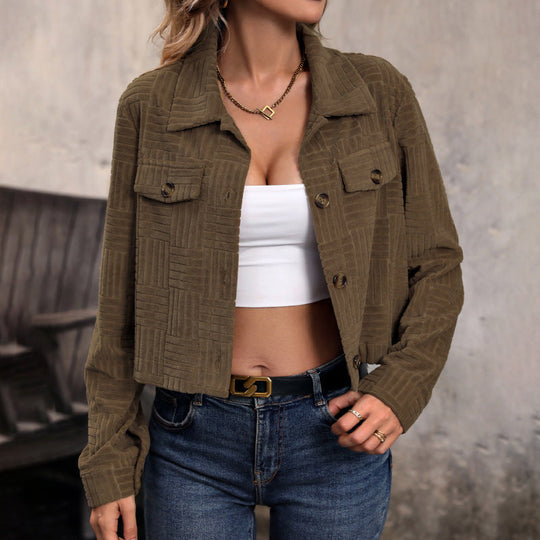 Damen Kurz geschnittene Kordjacke mit gestepptem Karomuster und Pattentaschen Shop Nory