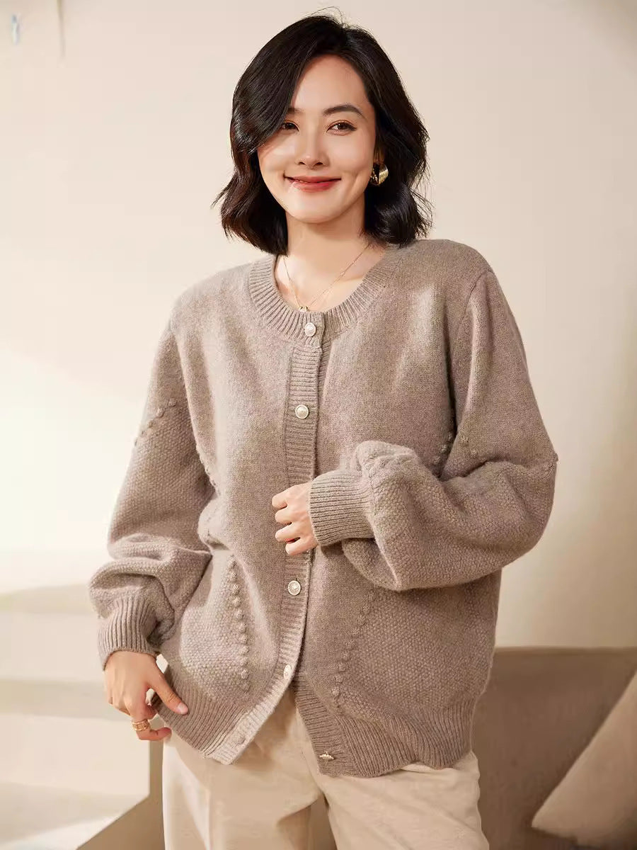 Damen Strickcardigan mit Strukturmuster, Ballonärmeln und Perlmuttknopfleiste Shop Nory