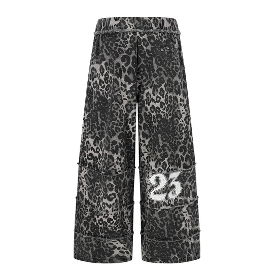 Damen Weite Cargo-Culotte-Shorts mit Fransenstufen und Totenkopf-Print Shop Nory