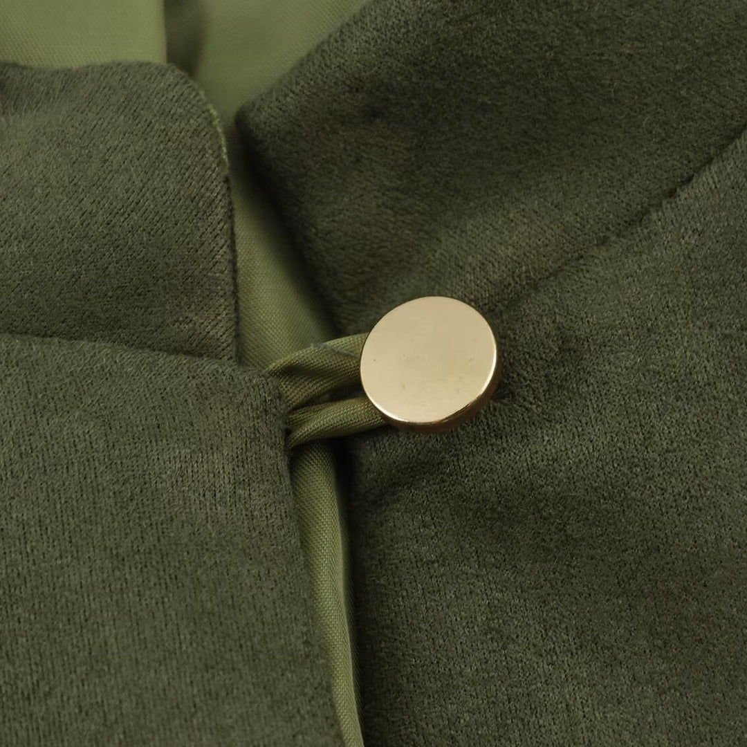 Damen Kurzjacke im Mandarin-Stil aus Veloursoptik mit aufgesetzten Taschen und Zierknöpfen Shop Nory