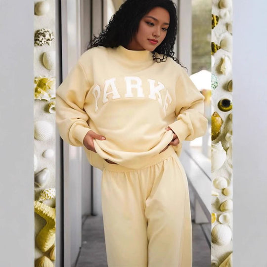 Damen Gemütliches Freizeit-Set mit Oversize kurz geschnittenem Sweatshirt und elastischen Baumwoll-Shorts Shop Nory