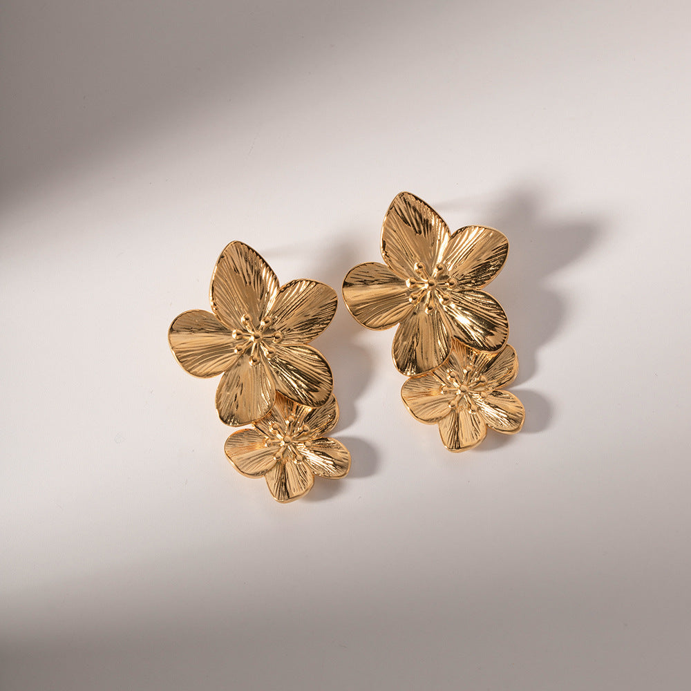 Damen Ohrhänger im eleganten Blumen-Design Shop Nory