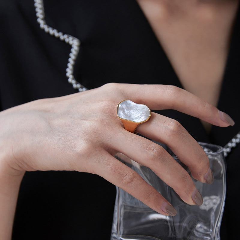 Damen eleganter Ring mit Perlmutt-Design Shop Nory